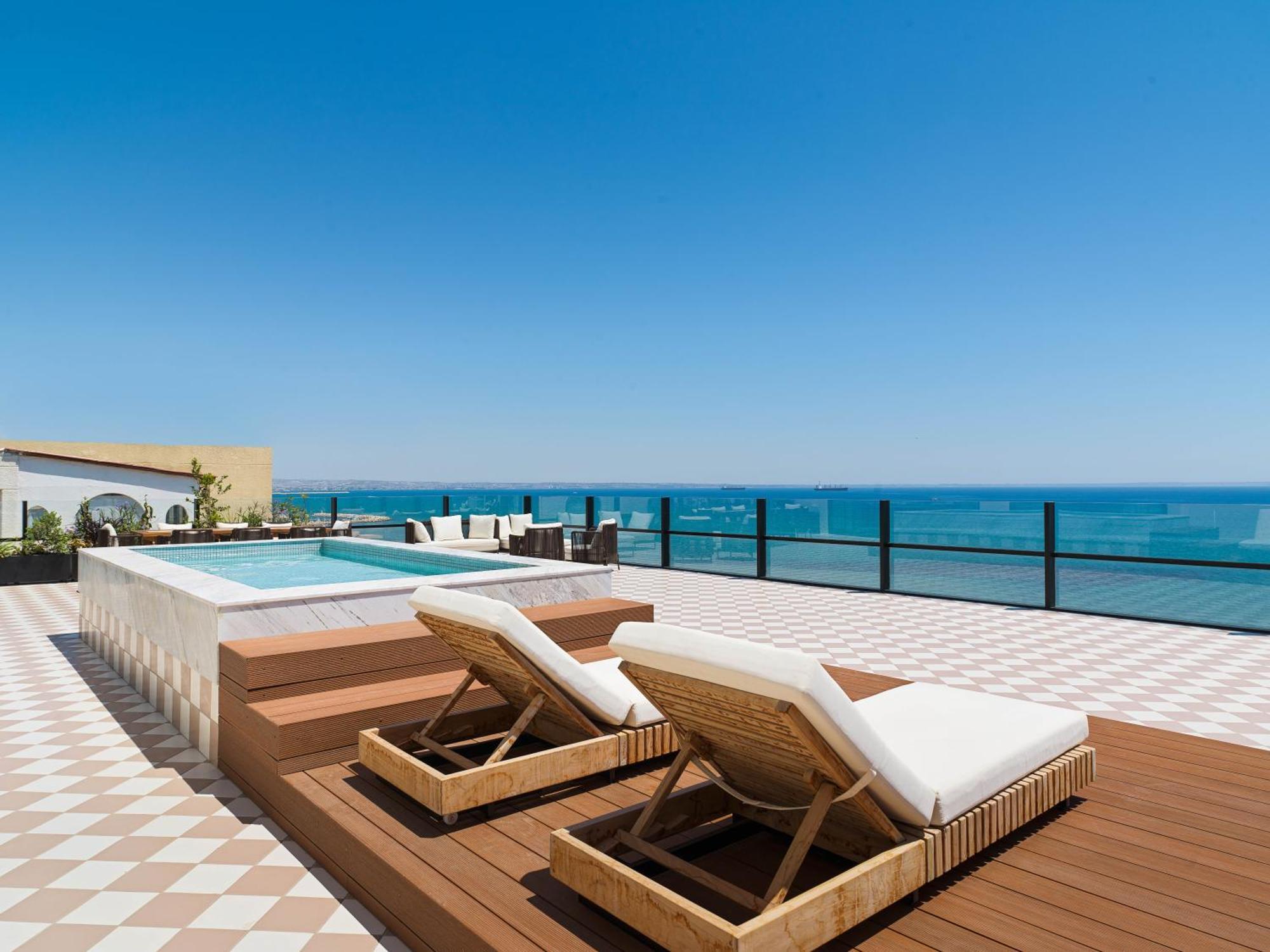 Liv Mackenzie Beach Suites Larnaca Adults Only Exterior foto